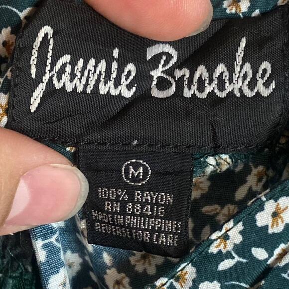 Jamie Brooke Green W/ White Floral Print Sleeveless Romper Size Medium - Picture 6 of 6